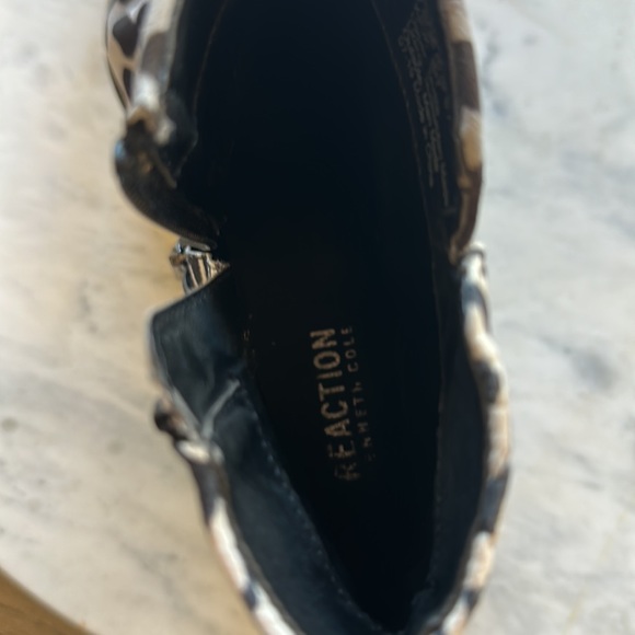 Kenneth Cole Reaction Mix Animal Print Kick Bit Booties - Picture 9 of 10